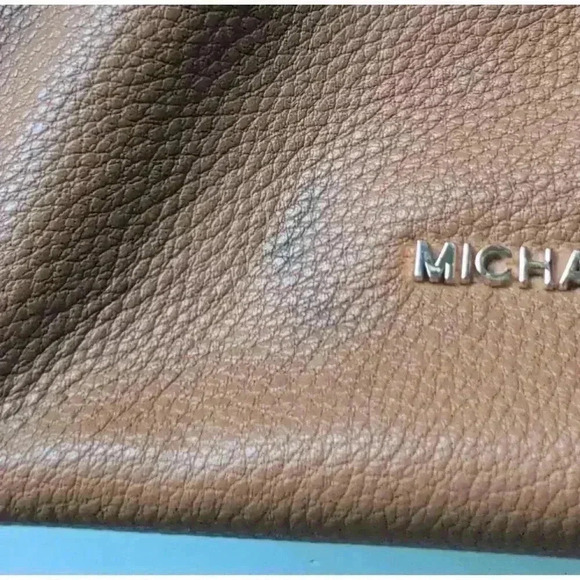 Michael Kors Acorn Convertible Shoulder Bag Gold Hardware Brown Leather Isabella - Picture 2 of 4